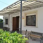 Messapia Couette-café 4*