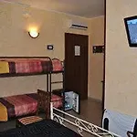 Messapia Alojamento de Acomodação e Pequeno-almoço 4*